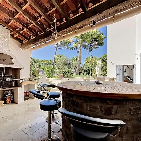 Villa Des 3 Cypres - Bâtisse De Charme - Piscine *