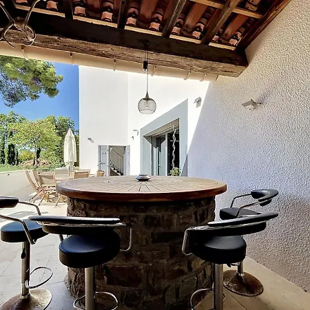 Villa Des 3 Cypres - Bâtisse De Charme - Piscine