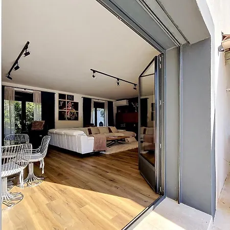 Villa Des 3 Cypres - Bâtisse De Charme - Piscine Ornaisons